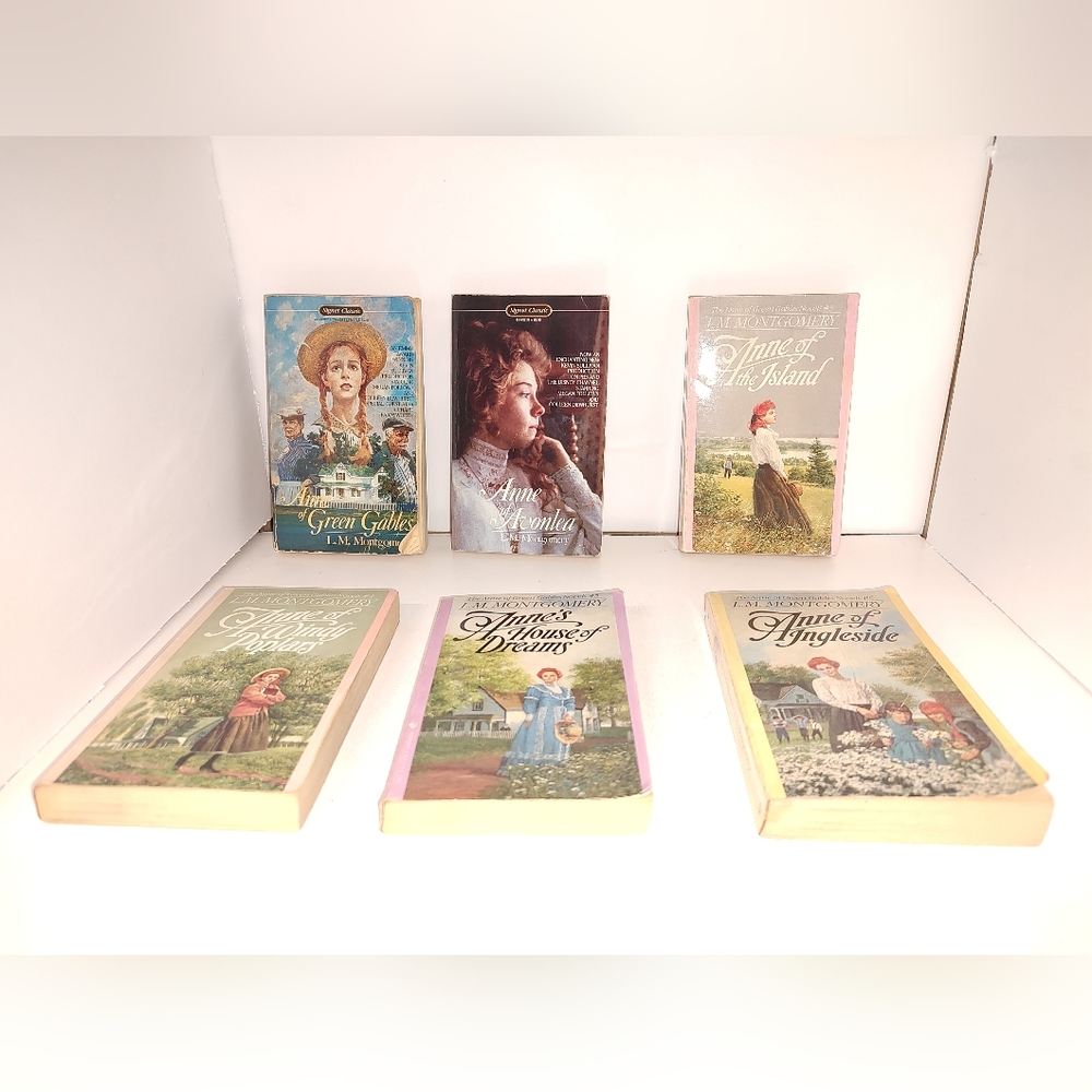 Anne Of Green Gables Novels 6 Book Lot Paperbacks Used Signet/ Bantam